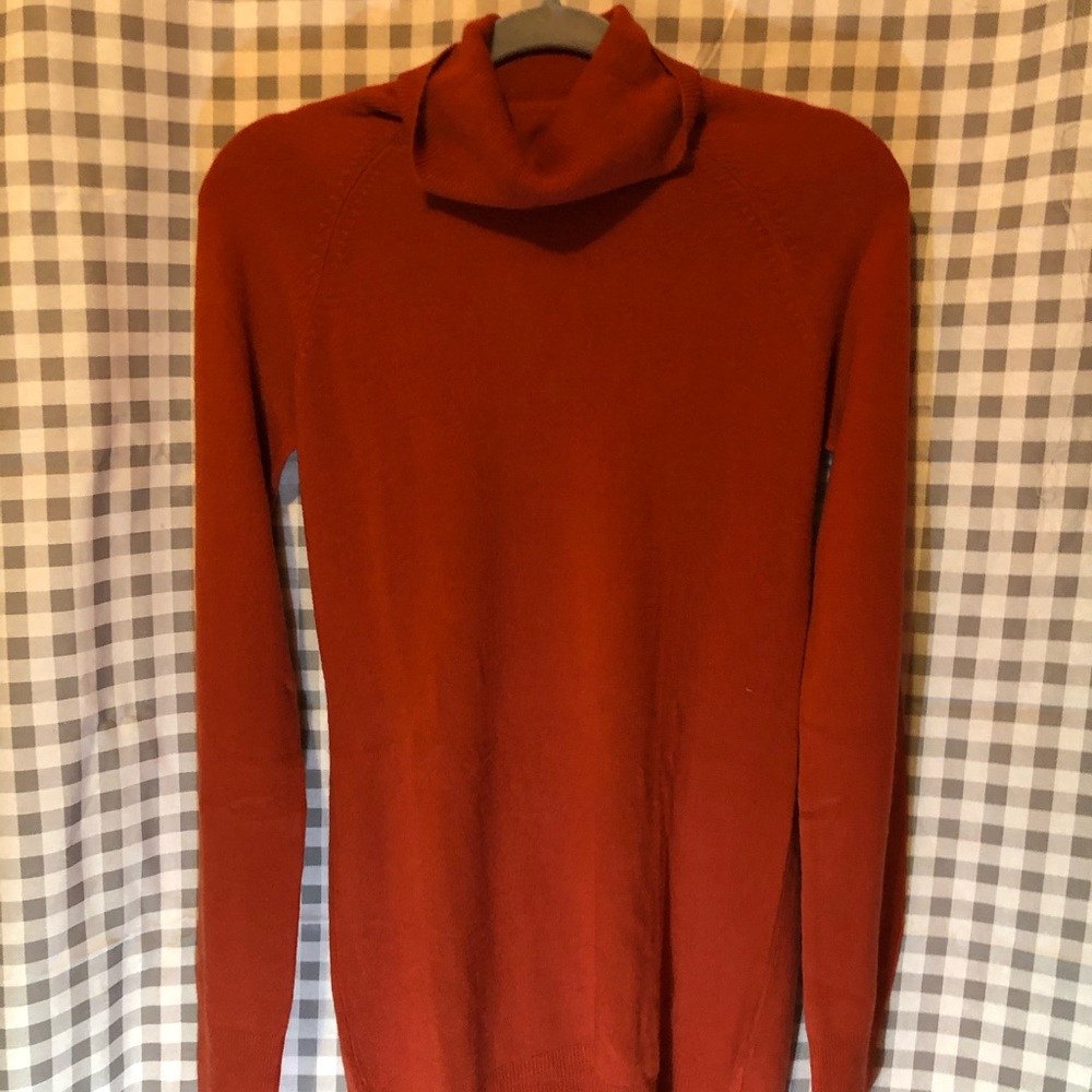 Orange sweater/sweater dress